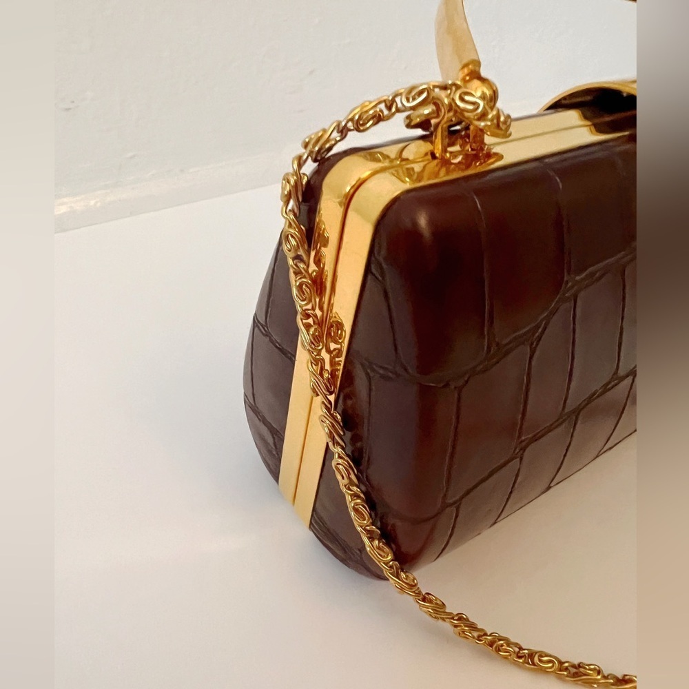 CLEARANCE ✨ Vintage Brown & Gold Clutch with Diamond Detail - Picture 7 of 13